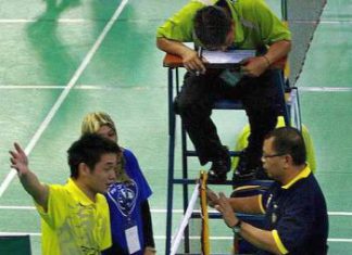 Daren disputing a decision by the line judge at the Pahang Open yesterday