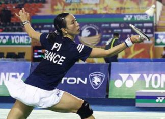 Veteran&rsquo;s touch: France&rsquo;s Pi Hongyan returning a shot to Germany&rsquo;s Juliane Schenk during their women&rsquo;s singles quarterfinal on Friday.