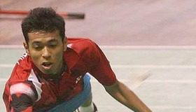 Painful loss: Iskandar Zulkarnain broke down when he failed to win the Asian junior title on Sunday.
