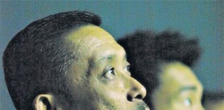 Misbun Sidek (left) and Lee Chong Wei.