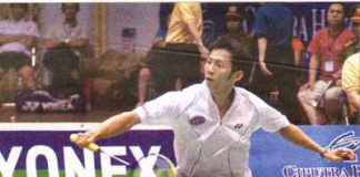 Eyes on the birdie: Top badminton player Nguyen Tien Minh shows off the form that beat host rival Boonsak Ponsana 21-16, 21-13 to take the men's singles final in the SCG Thailand Grand Prix Gold on July 26.