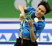 Gritty show: Hsieh Yu-hsing returns a shot to Arvind Bhat of India yesterday. Yu-hsing won 21-14, 19-21, 24-22.
