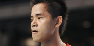 Simon Santoso of Indonesia reacts after his winning point against Lee Chong Wei.
