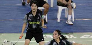 Immaterial defeat: Malaysia&rsquo;s Lai Pei Jing (front) and Ng Hui Ern in action against Singapore&rsquo;s Thng Ting Ting-Chen Jiayuan during their World Junior Championships Group Z match on Friday. Pei Jing-Hui Ern lost 19-21, 21-16, 24-26.