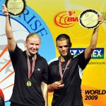 Poland’s Robert Mateusiak/Nadiezda Kostiuczyk(R) display their winner trophies during the awarding ceremony after mixed doubles final match against Indonisia’s Nova Widianto/Liliyana Natsir at Hong Kong open super series 2009 in Hong Kong, south China, Nov. 15, 2009. Robert Mateusiak/Nadiezda Kostiuczyk won 2-0, and claimed the title of the event.