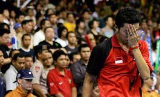Indonesia's former world champion Taufik Hidayat will set up a badminton school in Jakarta to unearth fresh talent in his country, Malaysian media reported on Tuesday