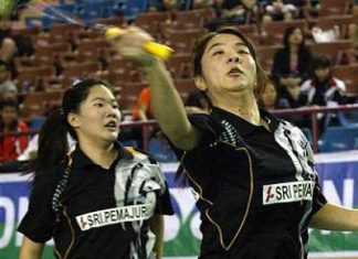 A surprise: Ng Hui Ern and Ng Hui Lin qualified for the final after they beat Zhang Dan and Zhang Zhibo of Macau.