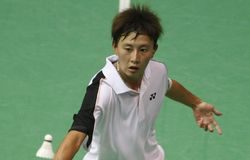 Taiwan's Shao-Chieh Cheng returns a shot to Germany's Julian Schenk during the World Badminton Championships in Paris, France on Thursday. Cheng defeated Schenk , 21-19 21-13 21-19.