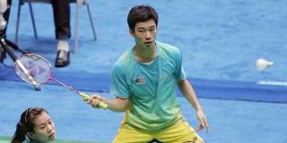 Quite a pair: Malaysia&rsquo;s Goh Liu Ying (left) and Chan Peng Soon stunned Indonesia&rsquo;s world No. 2 Hendra Aprida Gunawan-Vita Marissa 21-14, 15-21, 21-16 in the Hong Kong Open yesterday.