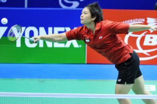 Indonesian doubles shuttler Meiliana Jauhari, left, and partner Greysia Polii secured fifth place and a likely place in the Uber Cup finals after beating Hong Kong&rsquo;s Poon Lok Yan and Tse Ying Suet in Macau on Sunday.&ensp;