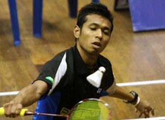 Great run: Iskandar Zulkarnain Zainuddin is through to the final after beating senior Chan Kwong Beng in the Selangor Open.