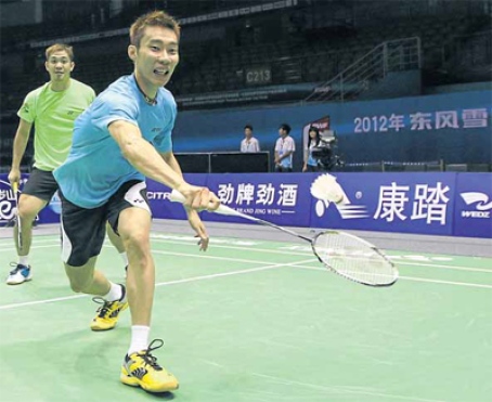 Senior players including Lee Chong Wei and doubles pair Koo Kien Keat-Tan Boon Heong will play against South Africa today. Senior players including Lee Chong Wei and doubles pair Koo Kien Keat-Tan Boon Heong will play against South Africa today.
