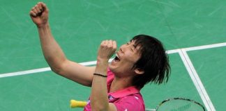 Wan Ho Shon of Korea reacts after defeating Malaysian badminton player Lee Chong Wei