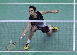 India's Kashyap Parupalli plays against Malaysia's Lee Chong Wei (unseen) at a men's singles badminton quarterfinal match of the 2012 Summer Olympics, in London on Thursday.