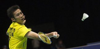 On the morning of September 20, Vietnam&rsquo;s No. 1 badminton player Nguyen Tien Minh excluded his Malaysian rival Daren Liew in a tough match in round 2 of the Japan Open.