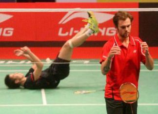 Joy and sorrow: Japan&rsquo;s Kenichi Tago celebrates his win over Denmark&rsquo;s Jan O Jorgensen Tuesday.