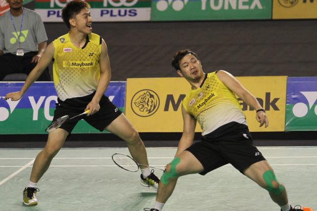 Koo Kien Keat (right) and Tan Boon Heong have an equal chance of winning the world title. Koo Kien Keat (right) and Tan Boon Heong have an equal chance of winning the world title.