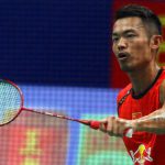 China's Lin Dan had an easy 21-6, 21-9 win over USA's Sattawat Pongnairat.
