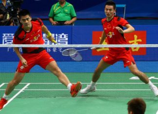 Cai Yun-Fu Haifeng are in the same team as Lee Chong Wei in the China league.