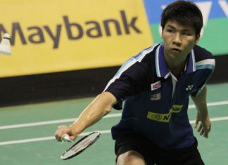 Malaysian Open GP Gold winner Goh Soon Huat conceded a walkover to Reksy Aureza Megananda after trailing 18-21, 9-15 in the second round.