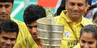 Indian Badminton League Champion - Hyderabad Hotshots Ajay Jayaram and Saina Nehwal