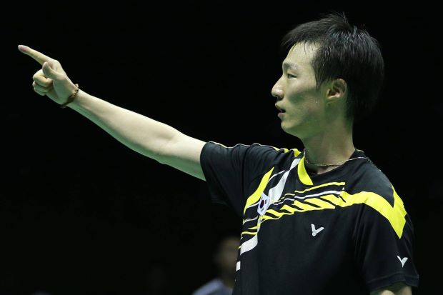 Old is gold. Lee Hyun-il of South Korea shows he's still got it by clinching the Korean Open GP Gold title after beating compatriot Hong Ji-hoon in the men's singles final on Sunday. Old is gold. Lee Hyun-il of South Korea shows he's still got it by clinching the Korean Open GP Gold title after beating compatriot Hong Ji-hoon in the men's singles final on Sunday.