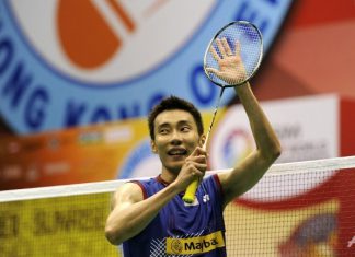 Lee Chong Wei of Malaysia celebrates after winning the men's singles final match against Sony Dwi Kuncoro of Indonesia at the Hong Kong Open badminton tournament. Lee won 21-13, 21-9.