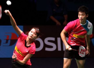 Chan Peng Soon-Goh Liu Ying were whipped by world No. 1 Zhang Nan-Zhao Yunlei 17-21, 12-21 in their Group A match on Dec 12, 2013.