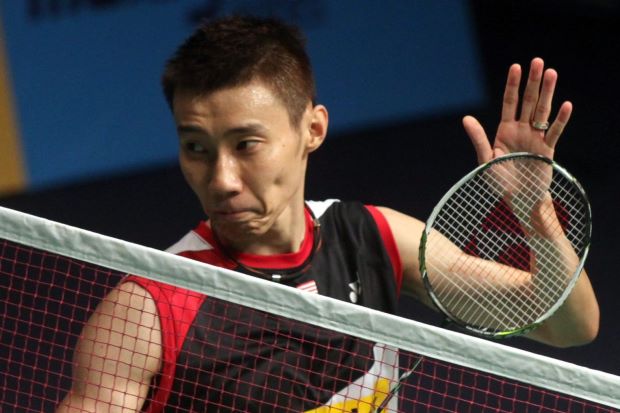 Lee Chong Wei beat Thailand’s Boonsak Ponsana 21-6, 21-8 in their Super Series Finals match on Dec 12, 2013. Lee Chong Wei beat Thailand’s Boonsak Ponsana 21-6, 21-8 in their Super Series Finals match on Dec 12, 2013.