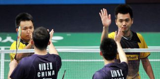 Hoon Thien How and Tan Wee Kiong who beat All-England champions Liu Xiaolong-Qiu Zihan on Thursday (pic) could not repeat the feat as they crashed out of the Super Series Finals after losing to South Korea&rsquo;s Kim Ki-jung-Kim Sa-rang on Friday.