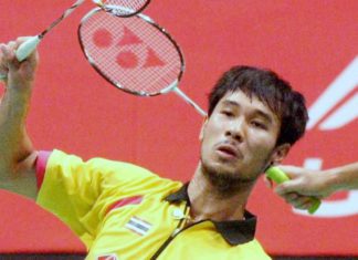 Maneepong Jongjit has bounced back after a three-month ban by reaching the final of the mixed doubles at the SEA Games with partner T. Sapsiree.
