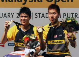Lim Khim Wah (left) and Goh V Shem after they won the Malaysian Open on Jan 19, 2014. Khim Wah admits that part of his problem with serving is that nerves tend to get the better of him.