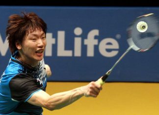 Lee Dong-keun in a file photo. He beat Nguyen Tien Minh of Vietnam in the first round of the All-England, 17-21, 21-16, 21-16.