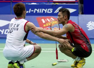 In World Championships 2013, Lee Chong Wei had to throw in the towel when he succumbed to cramps during the final World Championships match against China's Lin Dan (right).