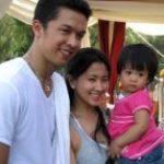 Taufik Hidayat and his family