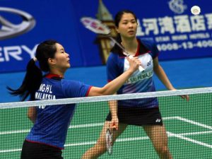 Former internationals Ng Hui Lin and Ng Hui Ern are keen to rejoin the national badminton team after completing their studies in June