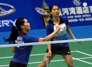 Former internationals Ng Hui Lin and Ng Hui Ern are keen to rejoin the national badminton team after completing their studies in June
