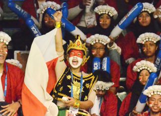 Indonesian badminton fans with their colourful and creative outfits