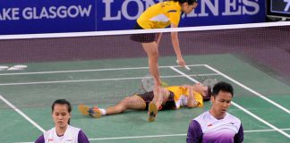 The winning moment for Chan Peng Soon-Lai Pei Jing in the semi-final of Commonwealth Games mixed team event