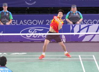 Derek Wong plays Parupalli Kashyap in the men' singles final at Glasgow Commonwelath Games