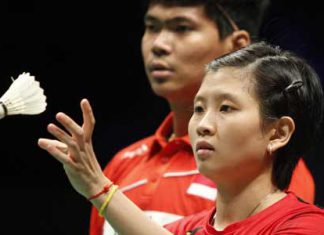 Praveen Jordan and Debby Susanto (right) of Indonesia