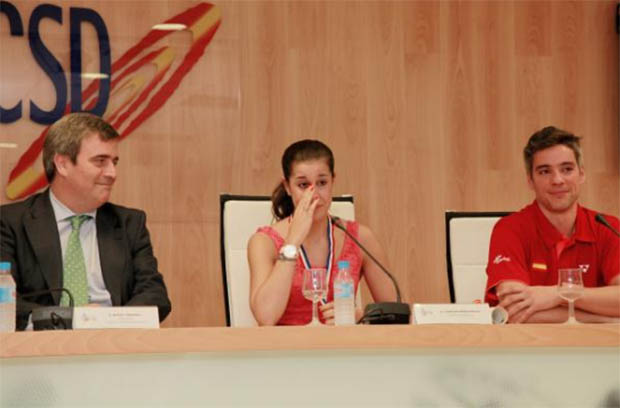 Carolina Marin gets emotional at the press conference