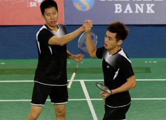 Wish Goh V Shem (left) and Tan Wee Kiong a successful 2015