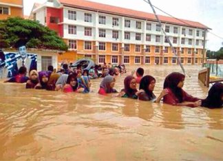 Please help Malaysia flood victims