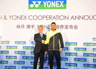 Lin Dan at the Yonex signing ceremony