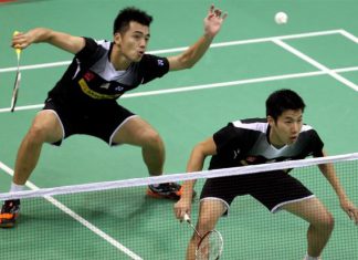 Both Tan Wee Kiong (left) and Goh V Shem have some sort of injuries on them, hope they could do well in Malaysia Masters
