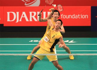 World number 12 men’s doubles pair Noriyasu Hirata, front, and Hirokatsu Hashimoto in action during the 2015 Djarum Superliga. (Photo Courtesy of PBSI)