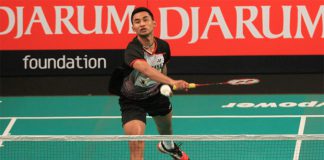 Jaya Raya Jakarta’s Tommy Sugiarto in action at the 2015 Djarum Superliga in Bali on Monday. (Photo courtesy of PBSI)