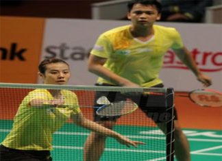 Hendra Gunawan (back)/Mei Qili of Kepong BC (photo: sinar)