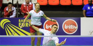 Gabby (back) and Chris Adcock - sweetest couple in the England team (photo: Europe Badminton)